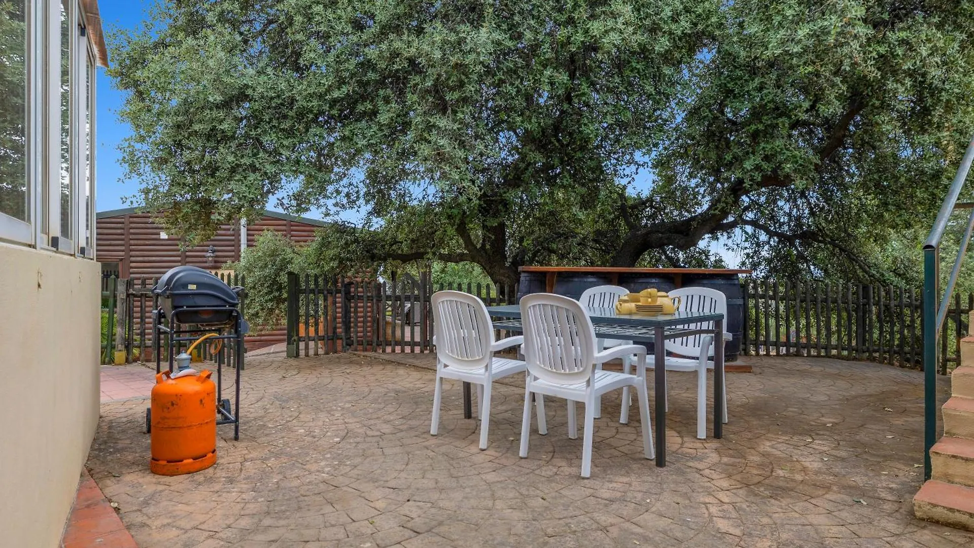 Las Tres Fincas With Shared Pool Coin